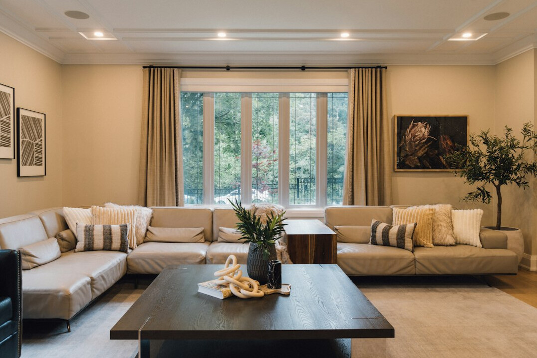 luxury celebrity mansion living room